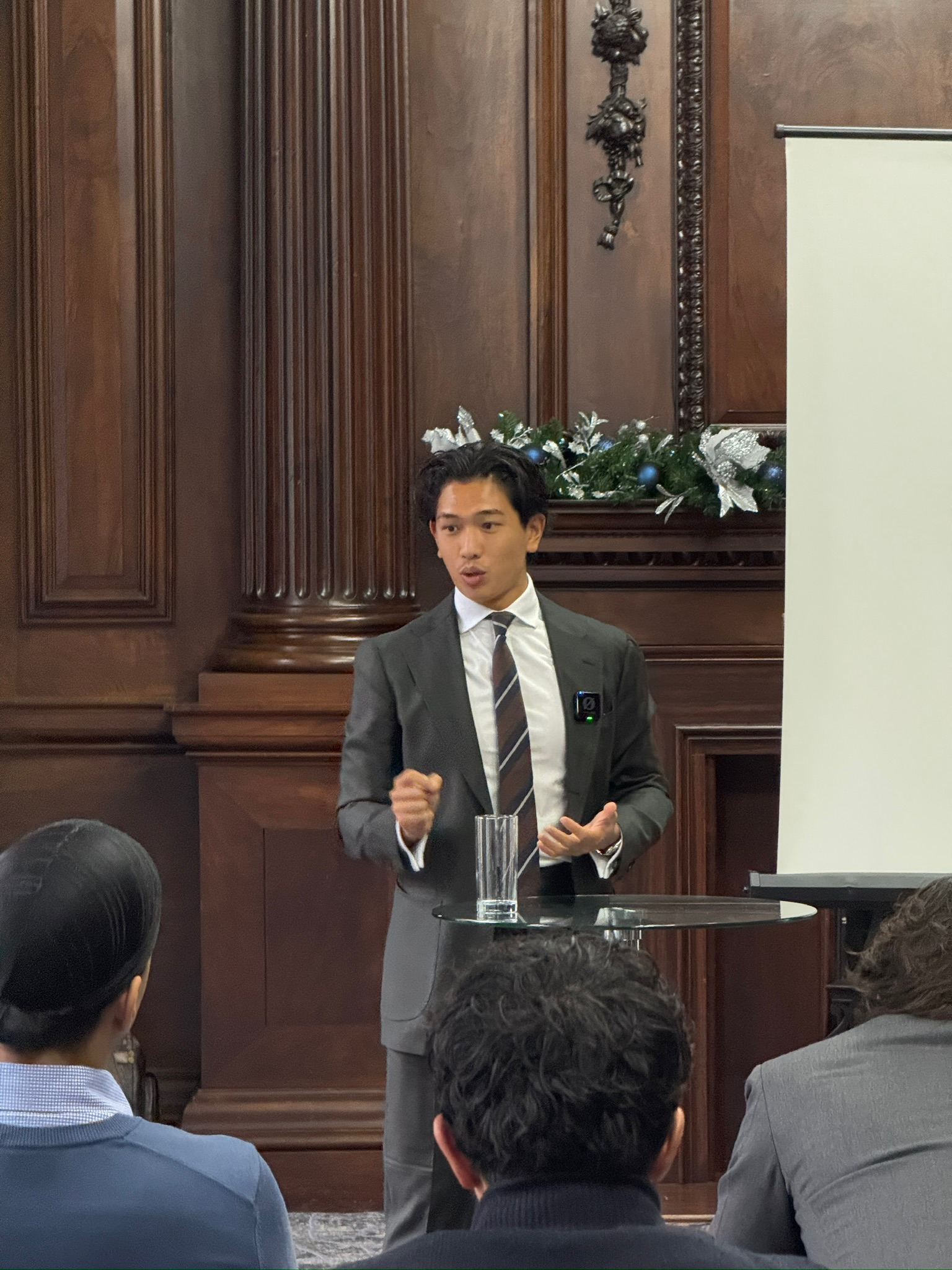 6D1D646A-C403-4792-95F5-8D59073A68E0